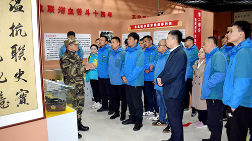 公司北景區(qū)運(yùn)營黨支部“奮斗百年路 啟航新征程--學(xué)黨史、悟思想、辦實(shí)事、開新局”寒蔥嶺密營遺址愛國主義教育實(shí)地考察主題黨日活動